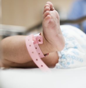 Baby nach der U1 Vorsorgeuntersuchung